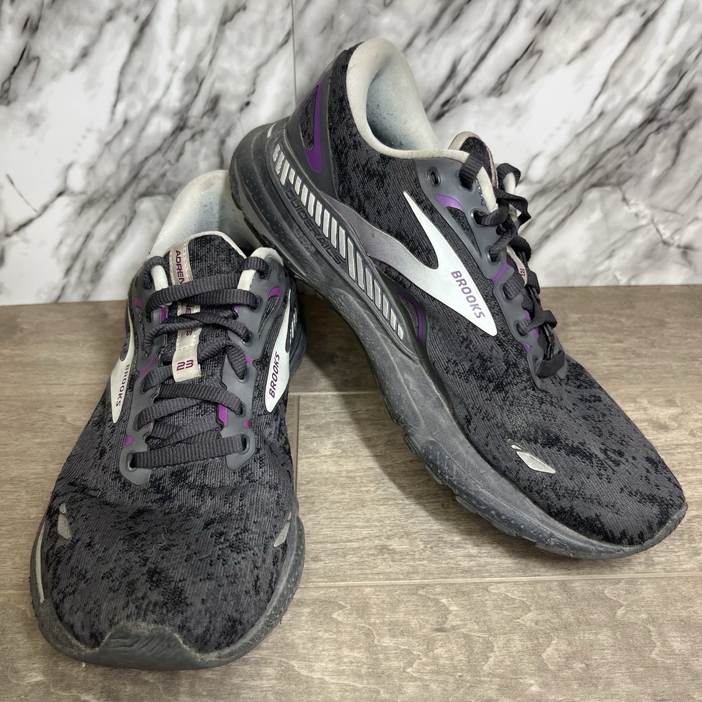 Brooks Adrenaline GTS 23 Women's Black Running Shoes Sneakers SZ 9.5 Medium (B)